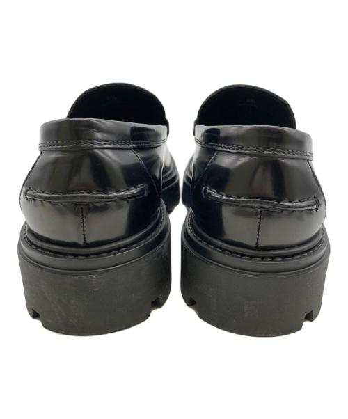 TOD'S（トッズ）TOD'S (トッズ) チャンキーソールコインローファー ブラック サイズ:6.5の古着・服飾アイテム