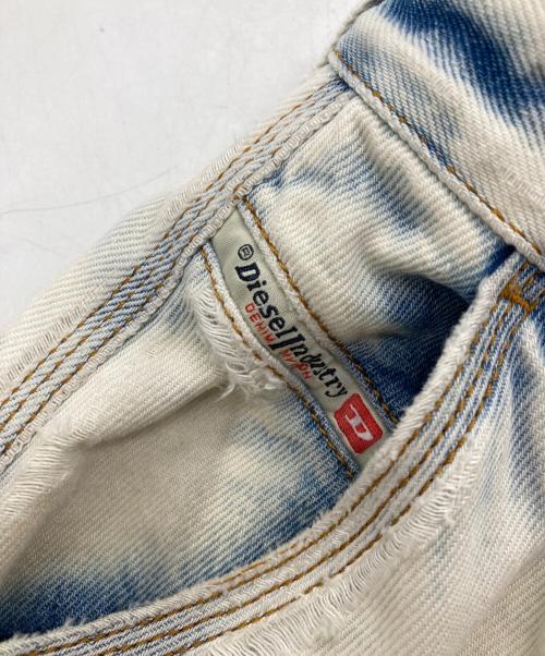 DIESEL（ディーゼル）DIESEL (ディーゼル) D-ARNE-S DENIM PANT インディゴ サイズ:W28の古着・服飾アイテム