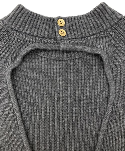 BLUE LABEL CRESTBRIDGE（ブルーレーベルクレストブリッジ）BLUE LABEL CRESTBRIDGE (ブルーレーベルクレストブリッジ) ベストニットブラウス グレー サイズ:38の古着・服飾アイテム