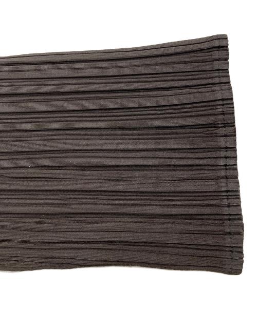 PLEATS PLEASE（プリーツプリーズ）PLEATS PLEASE (プリーツプリーズ) プリーツ加工 ボトルネック カットソー ブラウン サイズ:3の古着・服飾アイテム