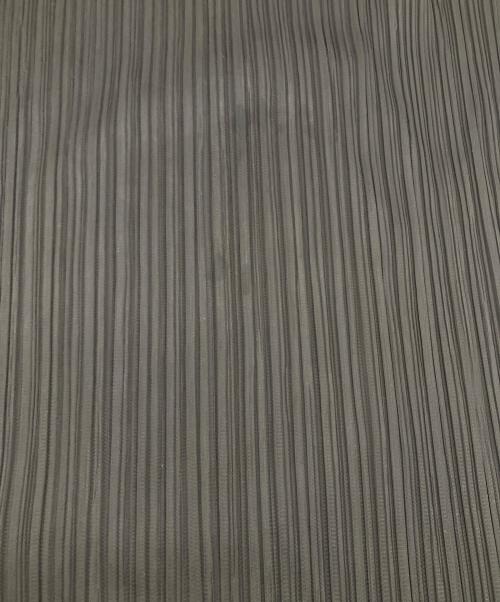 PLEATS PLEASE（プリーツプリーズ）PLEATS PLEASE (プリーツプリーズ) プリーツ加工 ボトルネック カットソー ブラウン サイズ:3の古着・服飾アイテム