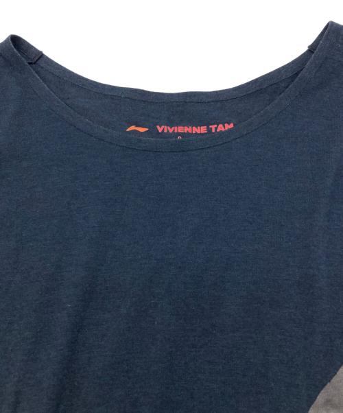 VIVIENNE TAM（ヴィヴィアンタム）VIVIENNE TAM (ヴィヴィアンタム) デザインショートスリーブカットソー ブラックの古着・服飾アイテム