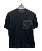 PRADAプラダ）の古着「トライアングルプレート ナイロン切替ポケットTシャツ」｜ブラック