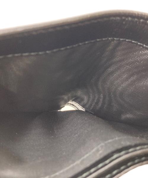 PRADA（プラダ）PRADA (プラダ) ロゴプレートレザーウォレット ブラックの古着・服飾アイテム