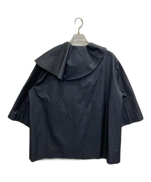 YORI（ヨリ）yori (ヨリ) ノーカラー ツイルフレアハーフコート ネイビー サイズ:36の古着・服飾アイテム