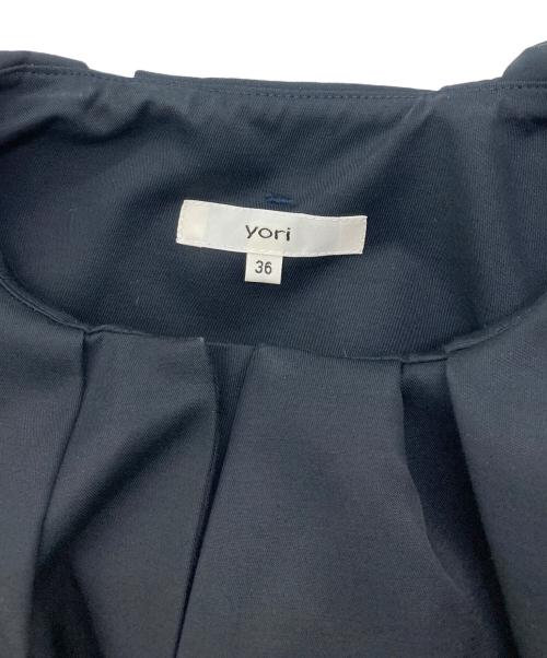 YORI（ヨリ）yori (ヨリ) ノーカラー ツイルフレアハーフコート ネイビー サイズ:36の古着・服飾アイテム