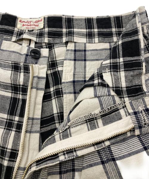 kamikazeattack（カミカゼアタック）kamikazeattack (カミカゼアタック) チェックパンツ ブラック×ホワイト サイズ:XLの古着・服飾アイテム