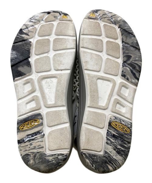 KEEN（キーン）KEEN (キーン) UNEEK EVO STAR WHITE ホワイト サイズ:27cmの古着・服飾アイテム