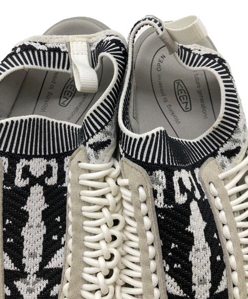 KEEN（キーン）KEEN (キーン) UNEEK EVO STAR WHITE ホワイト サイズ:27cmの古着・服飾アイテム