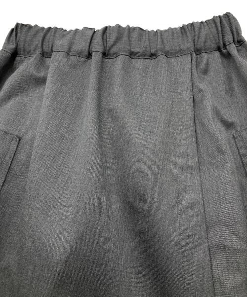 nicholson&nicholson（ニコルソン＆ニコルソン）nicholson&nicholson (ニコルソン＆ニコルソン) BATON-MOLE Aラインスカート グレー サイズ:Mの古着・服飾アイテム