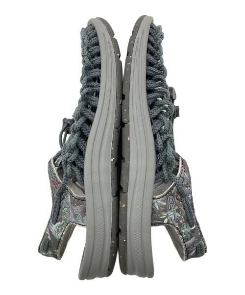 KEEN（キーン）KEEN (キーン) ELNEST (エルネスト) UNEEK YAKUSHIMA Forestra Camo グレー サイズ:27の古着・服飾アイテム