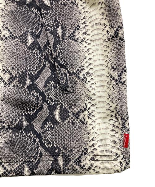 THE NORTH FACE（ザ ノース フェイス）THE NORTH FACE (ザ ノース フェイス) Supreme (シュプリーム) 18SS Snakeskin Taped Seam Coachs Jacket グレー サイズ:Mの古着・服飾アイテム