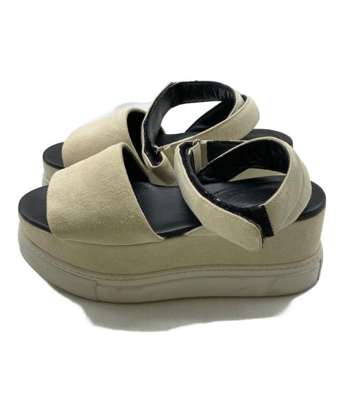 MM6 Maison Margiela（エムエムシックスメゾンマルジェラ）MM6 Maison Margiela (エムエムシックスメゾンマルジェラ) スエードサンダル ベージュ サイズ:不明の古着・服飾アイテム