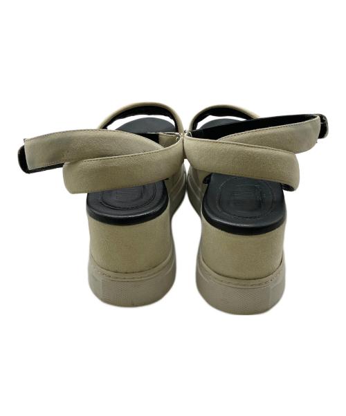MM6 Maison Margiela（エムエムシックスメゾンマルジェラ）MM6 Maison Margiela (エムエムシックスメゾンマルジェラ) スエードサンダル ベージュ サイズ:不明の古着・服飾アイテム