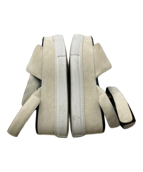 MM6 Maison Margiela（エムエムシックスメゾンマルジェラ）MM6 Maison Margiela (エムエムシックスメゾンマルジェラ) スエードサンダル ベージュ サイズ:不明の古着・服飾アイテム