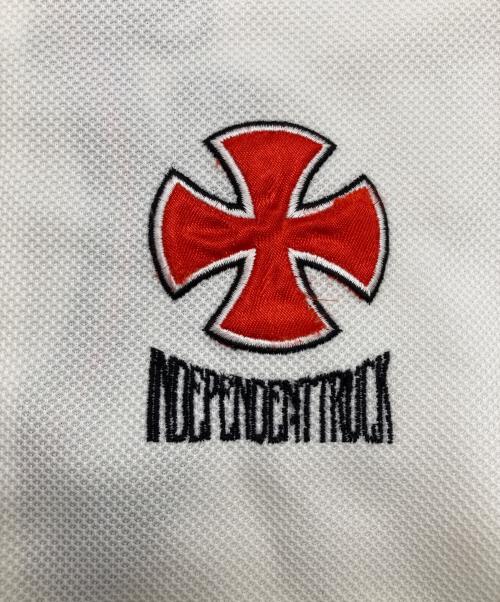 INDEPENDENT（インディペンデント）INDEPENDENT (インディペンデント) ベスト ホワイト サイズ:Lの古着・服飾アイテム