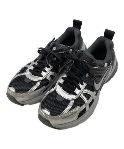 NIKE（ナイキ）NIKE (ナイキ) V2K RUN ブラック サイズ:24.5ｃｍの古着・服飾アイテム