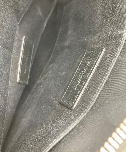 Saint Laurent Paris（サンローランパリ）Saint Laurent Paris (サンローランパリ) ワッペンクラッチバッグの古着・服飾アイテム