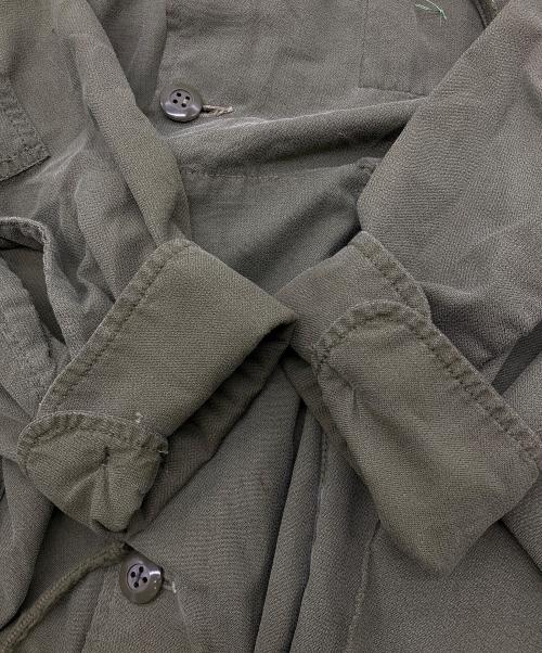 Canadian Army（カナダ軍）CANADIAN ARMY (カナディアンアーミー) フィールドジャケット オリーブ サイズ:不明の古着・服飾アイテム