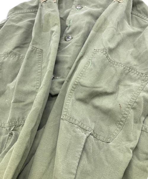 Canadian Army（カナダ軍）CANADIAN ARMY (カナディアンアーミー) フィールドジャケット オリーブ サイズ:不明の古着・服飾アイテム