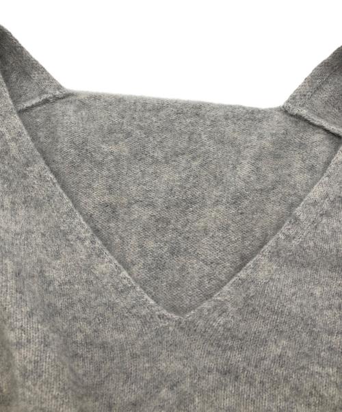 MUSE（ミューズ）MUSE (ミューズ) FUWAシャギーVネックプルオーバー グレー サイズ:FREEの古着・服飾アイテム