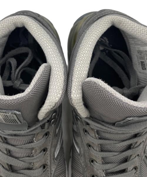NEW BALANCE（ニューバランス）NEW BALANCE (ニューバランス) MO990GR4 ハイカットスニーカー グレー サイズ:26㎝の古着・服飾アイテム