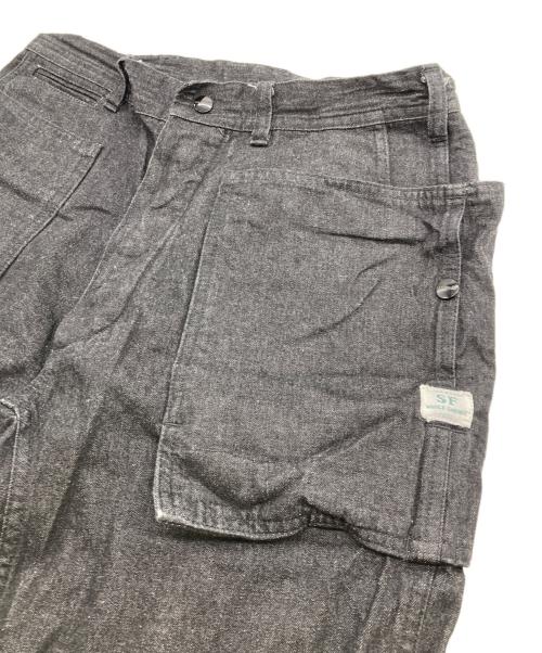 SASSAFRAS（ササフラス）SASSAFRAS (ササフラス) CULTIVATOR PANTS(11oz Denim-BLACK) グレー サイズ:Sの古着・服飾アイテム