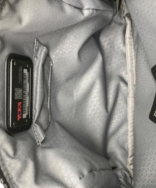 TUMI（トゥミ）TUMI (トゥミ) Crossover Sling Black ブラックの古着・服飾アイテム