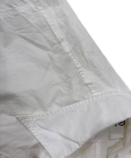 MM6 Maison Margiela（エムエムシックスメゾンマルジェラ）MM6 Maison Margiela (エムエムシックスメゾンマルジェラ) ロゴシャツ ホワイト サイズ:36の古着・服飾アイテム