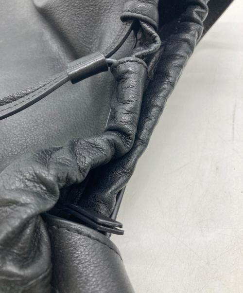 A.P.C.（アーペーセー）A.P.C. (アーペーセー) レザーショルダーバッグ ブラックの古着・服飾アイテム