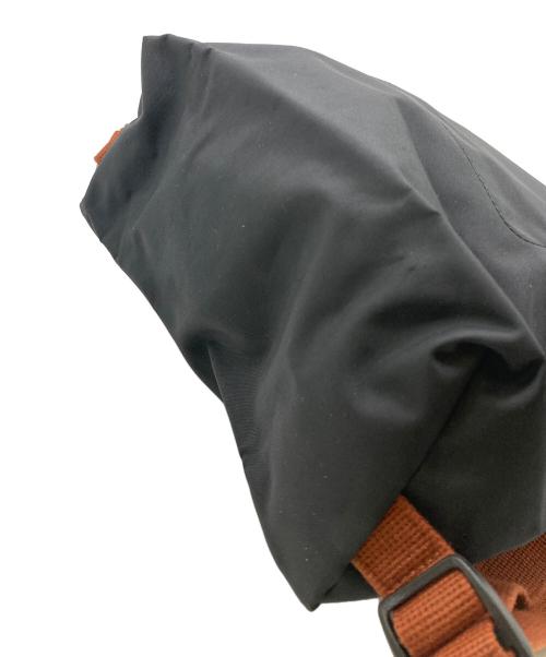 LONGCHAMP（ロンシャン）LONGCHAMP (ロンシャン) リュック ブラック×ブラウンの古着・服飾アイテム