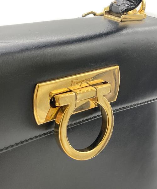 Salvatore Ferragamo（サルヴァトーレ フェラガモ）Salvatore Ferragamo (サルヴァトーレ フェラガモ) ガンチーニショルダーバッグ ブラックの古着・服飾アイテム