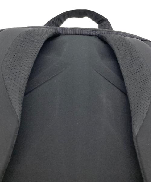 THE NORTH FACE（ザ ノース フェイス）THE NORTH FACE (ザ ノース フェイス) Shuttle Daypack ブラックの古着・服飾アイテム