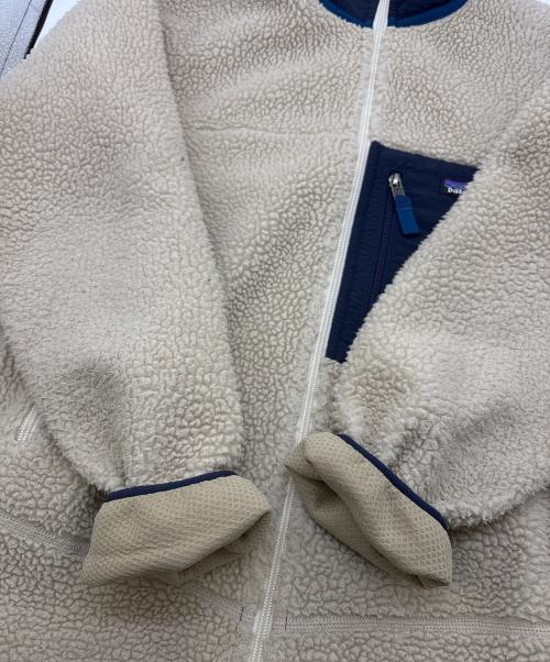 Patagonia（パタゴニア）Patagonia (パタゴニア) CLASSIC Retro-X JACKET アイボリー サイズ:Mの古着・服飾アイテム