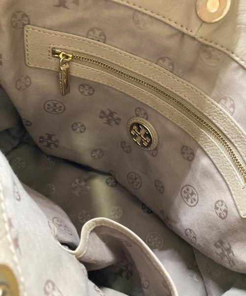 TORY BURCH（トリーバーチ）TORY BURCH (トリーバーチ) ホーボーバッグ ベージュの古着・服飾アイテム