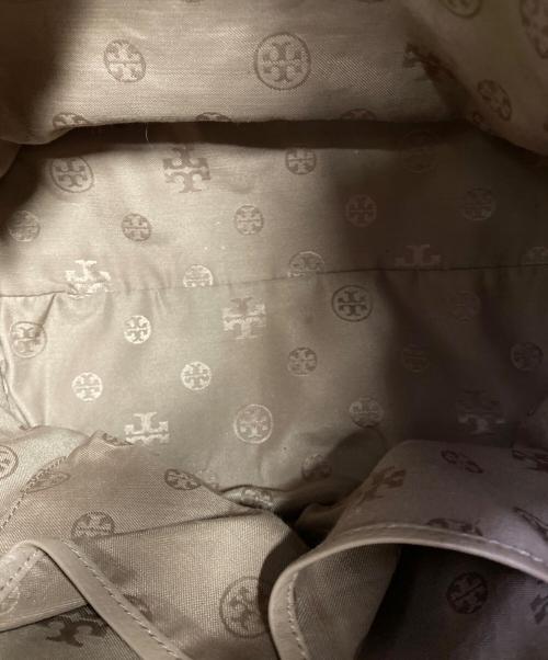 TORY BURCH（トリーバーチ）TORY BURCH (トリーバーチ) ホーボーバッグ ベージュの古着・服飾アイテム