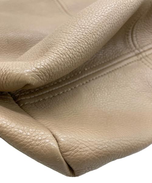 TORY BURCH（トリーバーチ）TORY BURCH (トリーバーチ) ホーボーバッグ ベージュの古着・服飾アイテム