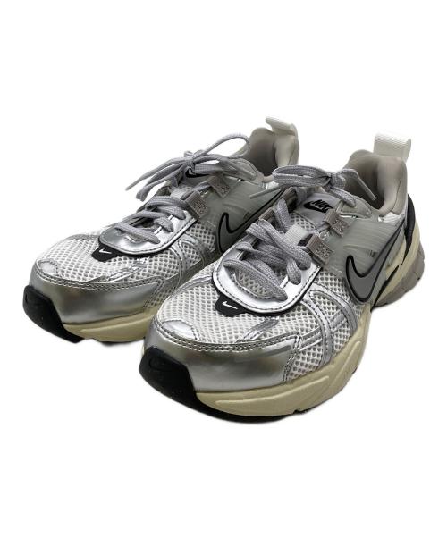 NIKE（ナイキ）NIKE (ナイキ) V2K RUN ローカットスニーカー グレー サイズ:23ｃｍの古着・服飾アイテム