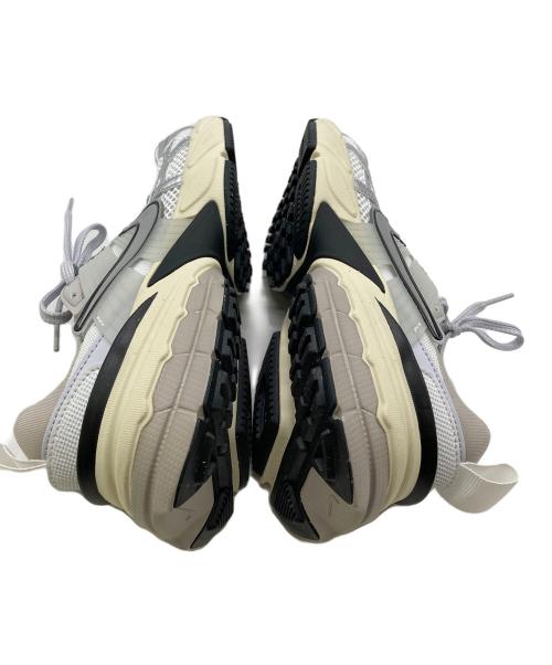 NIKE（ナイキ）NIKE (ナイキ) V2K RUN ローカットスニーカー グレー サイズ:23ｃｍの古着・服飾アイテム