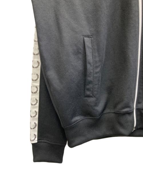 FRED PERRY（フレッドペリー）FRED PERRY (フレッドペリー) トラックジャケット ブラック サイズ:Lの古着・服飾アイテム