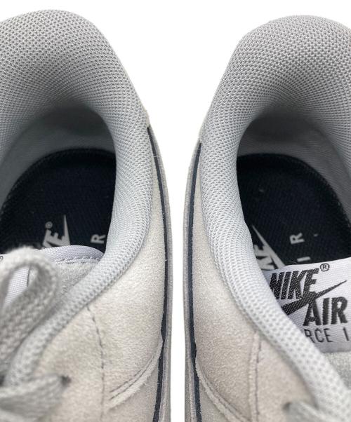 NIKE（ナイキ）NIKE (ナイキ) エア フォース 1 ‘07 LV8 グレー サイズ:28.5の古着・服飾アイテム