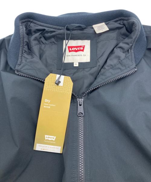 LEVI'S（リーバイス）LEVI'S (リーバイス) WATER REPELLENT ブルゾン ブラック サイズ:M 未使用品の古着・服飾アイテム