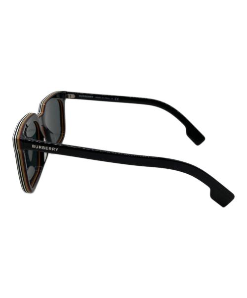 BURBERRY（バーバリー）BURBERRY (バーバリー) サングラス ブラック サイズ:SIZE 56□17 145の古着・服飾アイテム