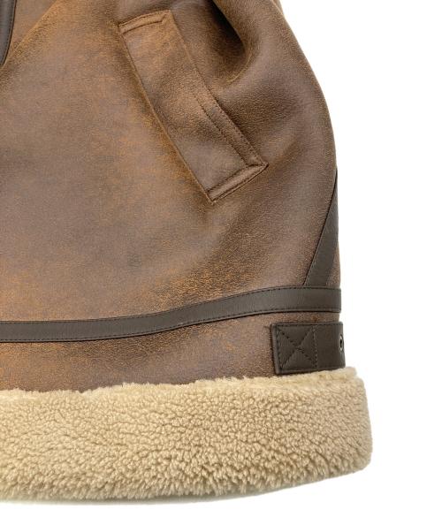 KBF（ケービーエフ）KBF (ケービーエフ) エコレザームートンジャケット ブラウン サイズ:ONEの古着・服飾アイテム