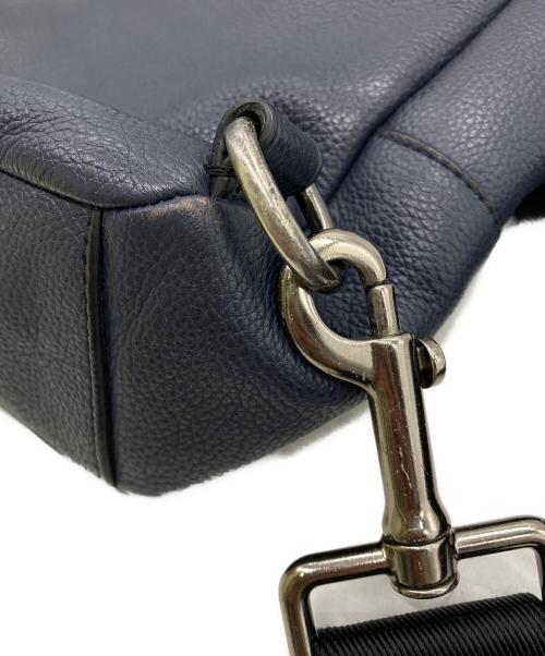 COACH（コーチ）COACH (コーチ) ボディーバッグ ネイビーの古着・服飾アイテム