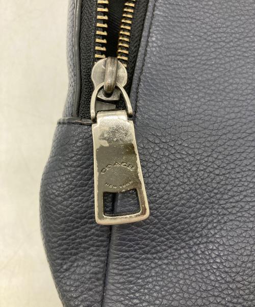 COACH（コーチ）COACH (コーチ) ボディーバッグ ネイビーの古着・服飾アイテム