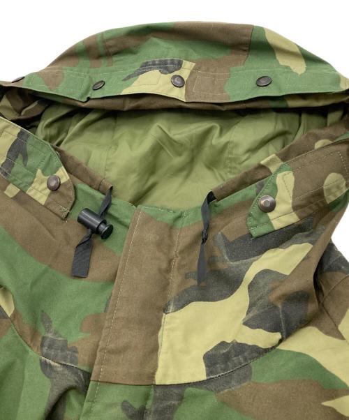 US ARMY（ユーエスアーミー）US ARMY (ユーエスアーミー) ECWCS/PARKA COLD WEATHER CAMOUFLA グリーン サイズ:Mの古着・服飾アイテム