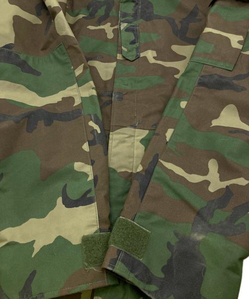 US ARMY（ユーエスアーミー）US ARMY (ユーエスアーミー) ECWCS/PARKA COLD WEATHER CAMOUFLA グリーン サイズ:Mの古着・服飾アイテム