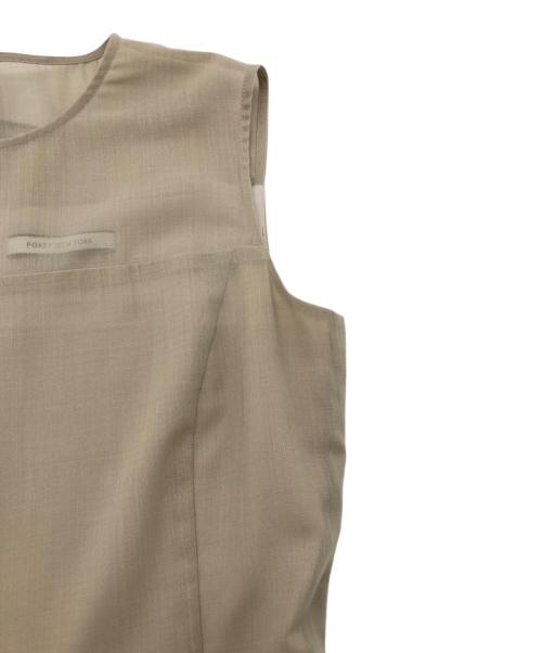 FOXEY NEWYORK（フォクシーニューヨーク）FOXEY NEWYORK (フォクシーニューヨーク) ノースリーブワンピース ベージュ サイズ:40の古着・服飾アイテム