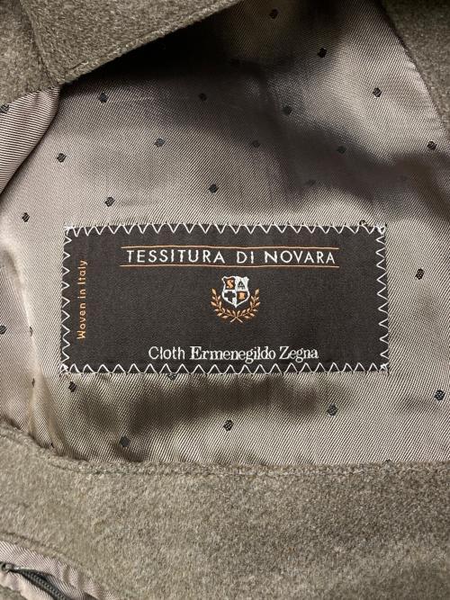 ERMENEGILDO ZEGNA（エルメネジルド・ゼニア）ERMENEGILDO ZEGNA (エルメネジルド・ゼニア) シルク比翼ステンカラーコート ベージュ サイズ:SIZE　52の古着・服飾アイテム